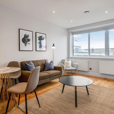 Lovely 1 Bedroom Apartment In The Heart Of 이슬리햄프셔 외부 사진