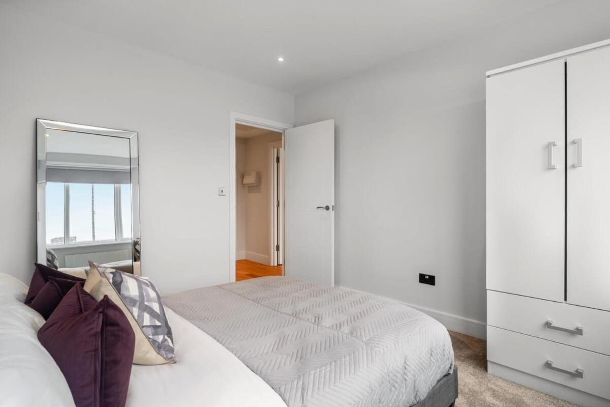 Lovely 1 Bedroom Apartment In The Heart Of 이슬리햄프셔 외부 사진